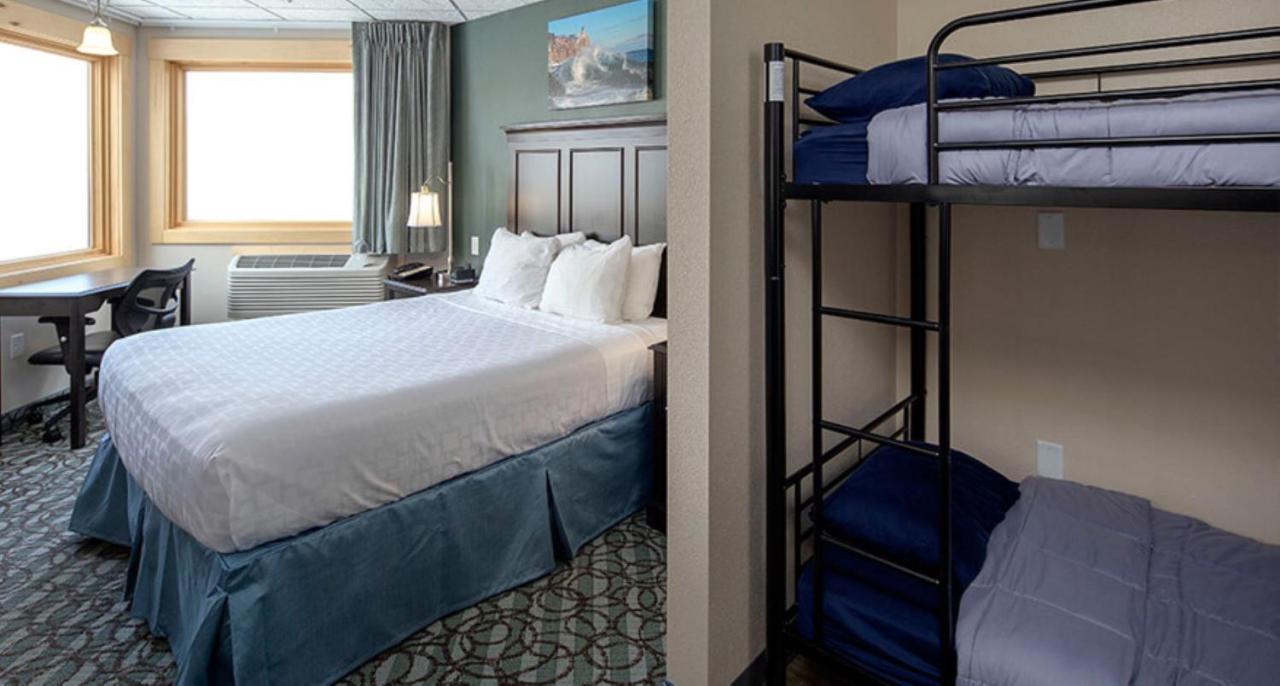 Hotel Park Point Marina