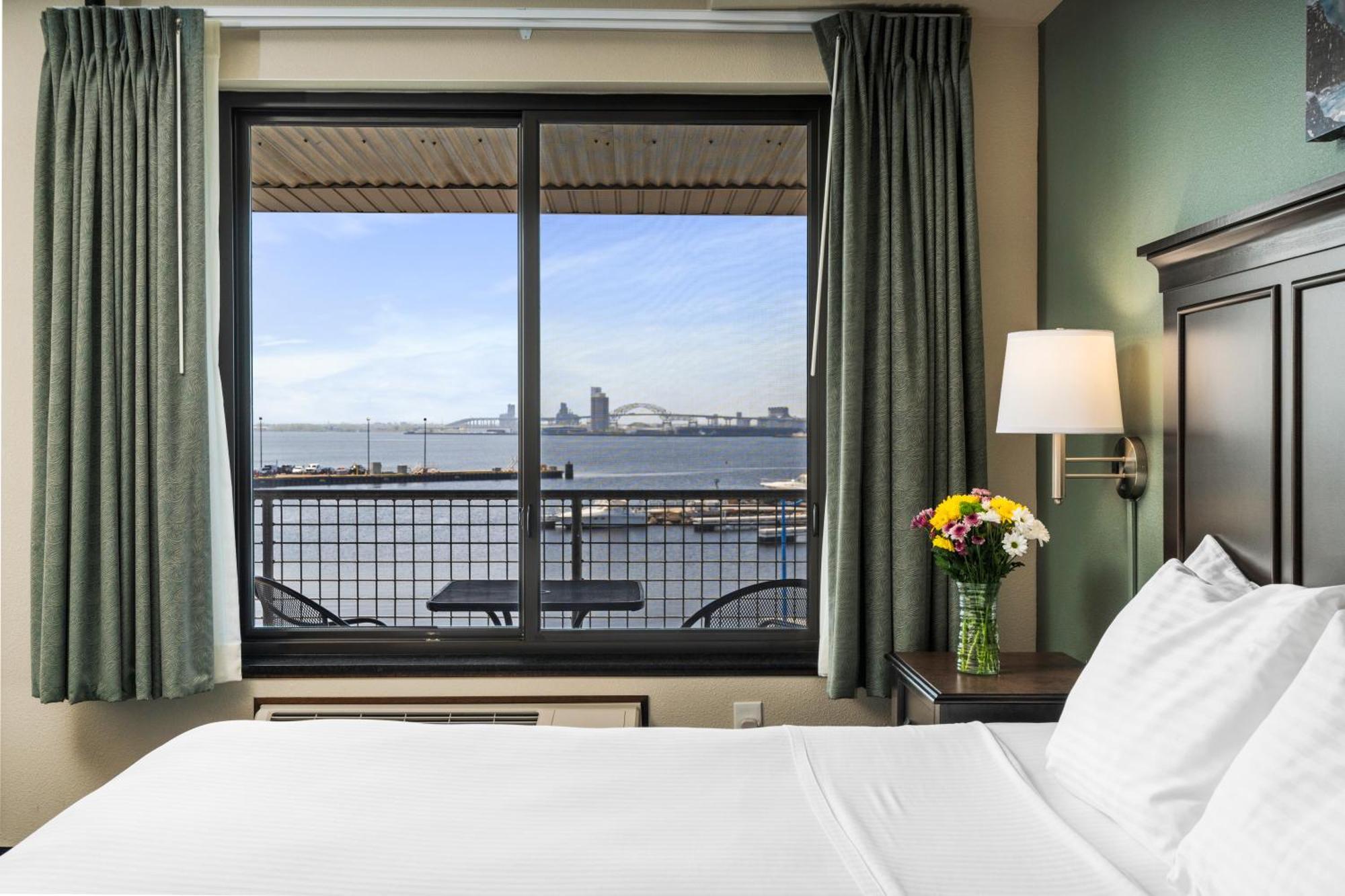 Hotel Park Point Marina